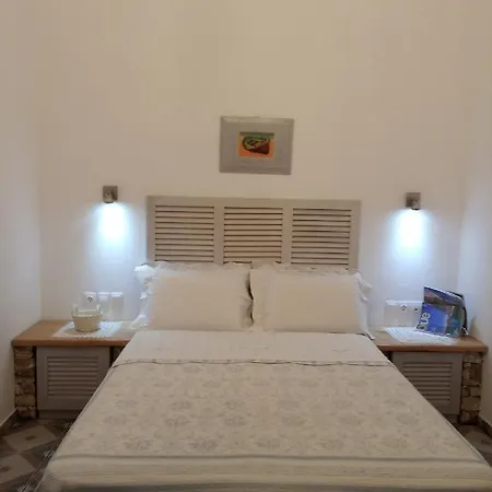 Holiday home Giaglakis *